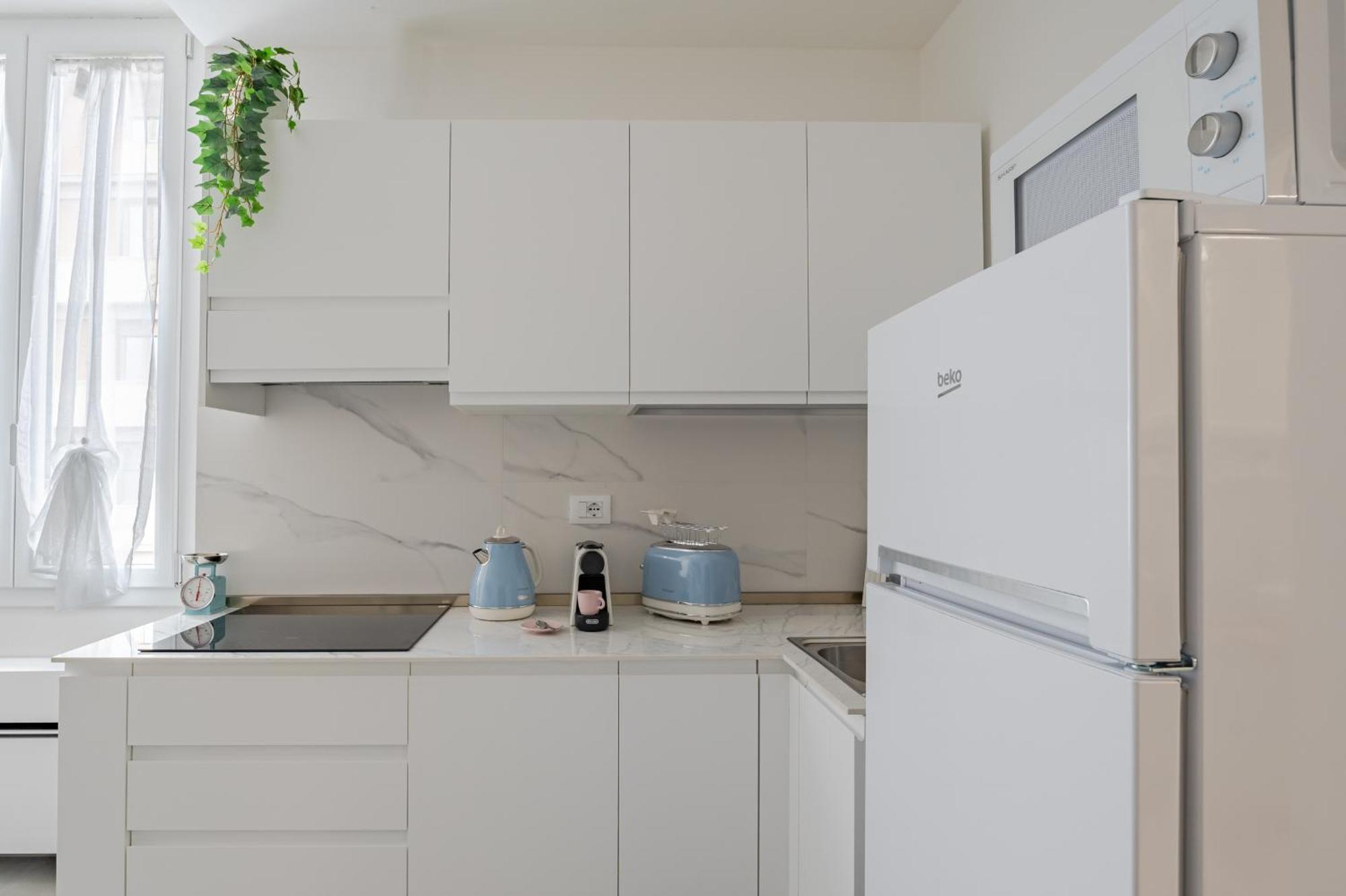 Via Ponte Alle Mosse, 19 - Florence Charming Apartments - A Chic, Newly Renovated Apartment Near Tram Leopolda, A Few Min From Downtown Bagian luar foto