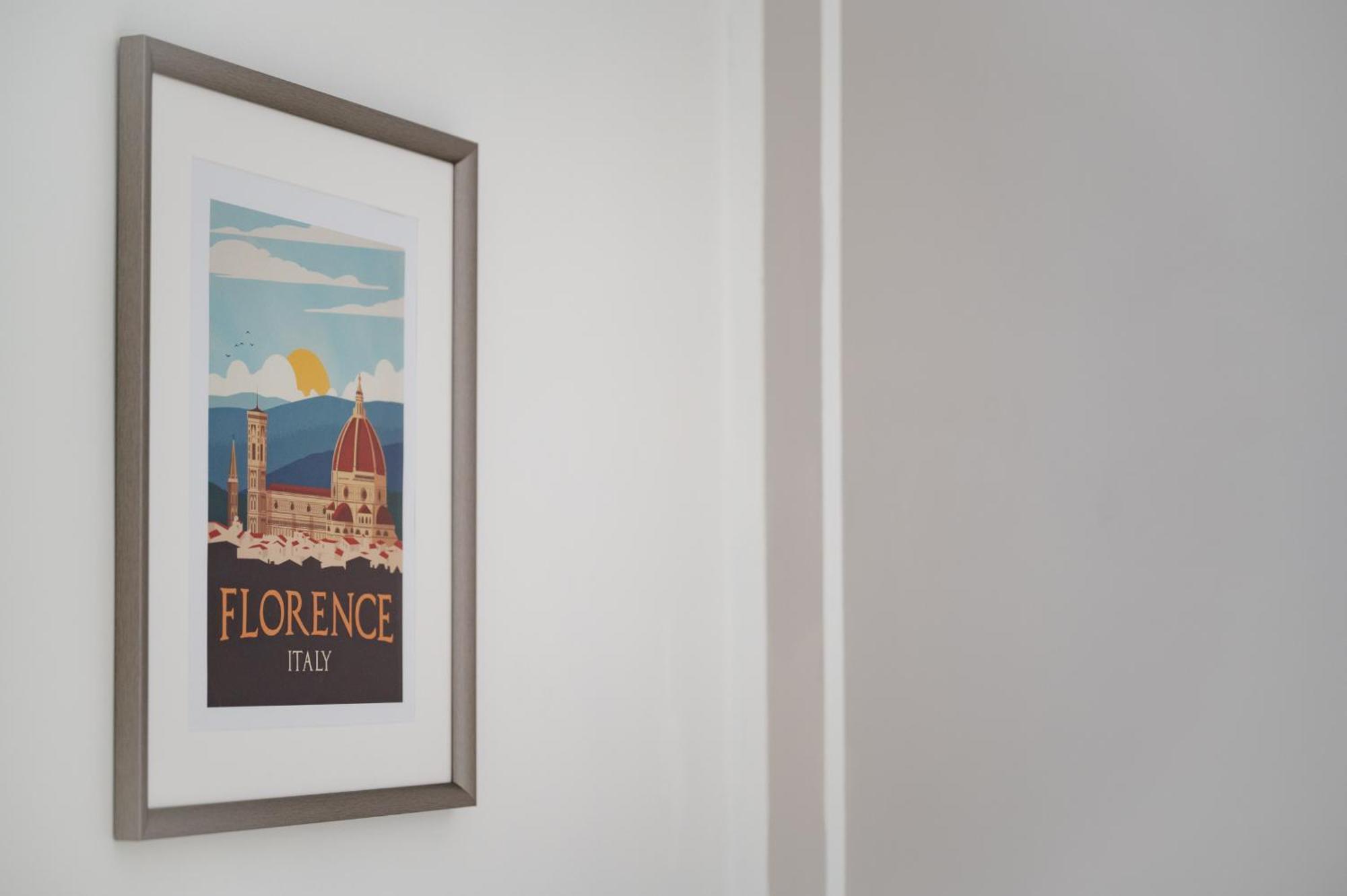 Via Ponte Alle Mosse, 19 - Florence Charming Apartments - A Chic, Newly Renovated Apartment Near Tram Leopolda, A Few Min From Downtown Bagian luar foto